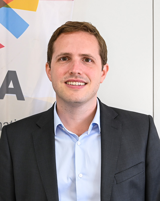 Portraitfoto von Lukas Lingg